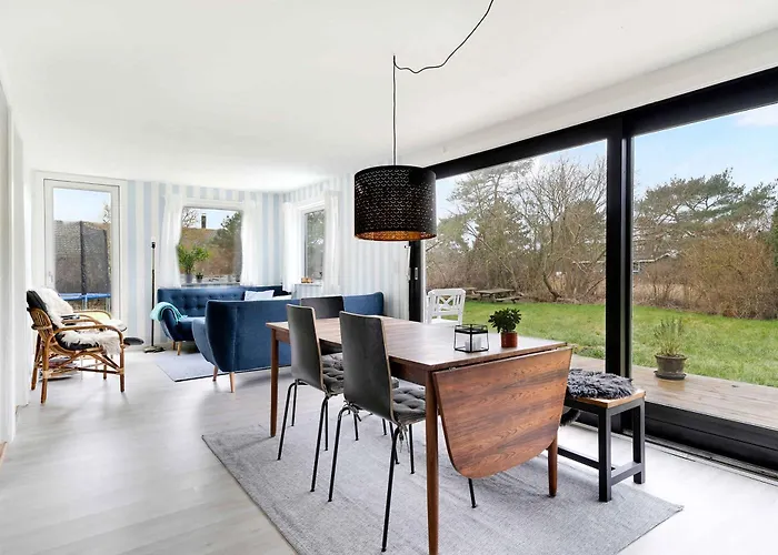 Casa vacanze Beautiful On An Undisturbed Plot *